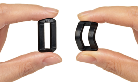 Set aus vier Hundeschuhsocken in Grau mit rutschfesten Sohlen, leicht, wasserdichte Funktion.