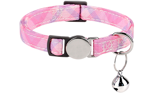 Rosa kariertes Katzenhalsband mit Metallverschluss, verstellbar und leicht für Komfort, mit Silberglöckchen.
