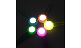 Abnehmbare LED-Hundemarke mit leuchtendem Halsbandlicht Abnehmbare LED-Hundemarke mit leuchtendem Halsbandlicht